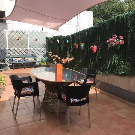 Apartamento Con Amplia Terraza Cerca Del Hospital Clinico Saint-Jacques-de-Compostelle Extérieur photo